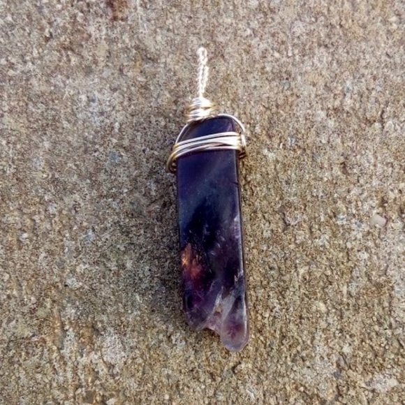 Amethyst Crystal in Silver wire, Handmade Pendant - Picture 1 of 1